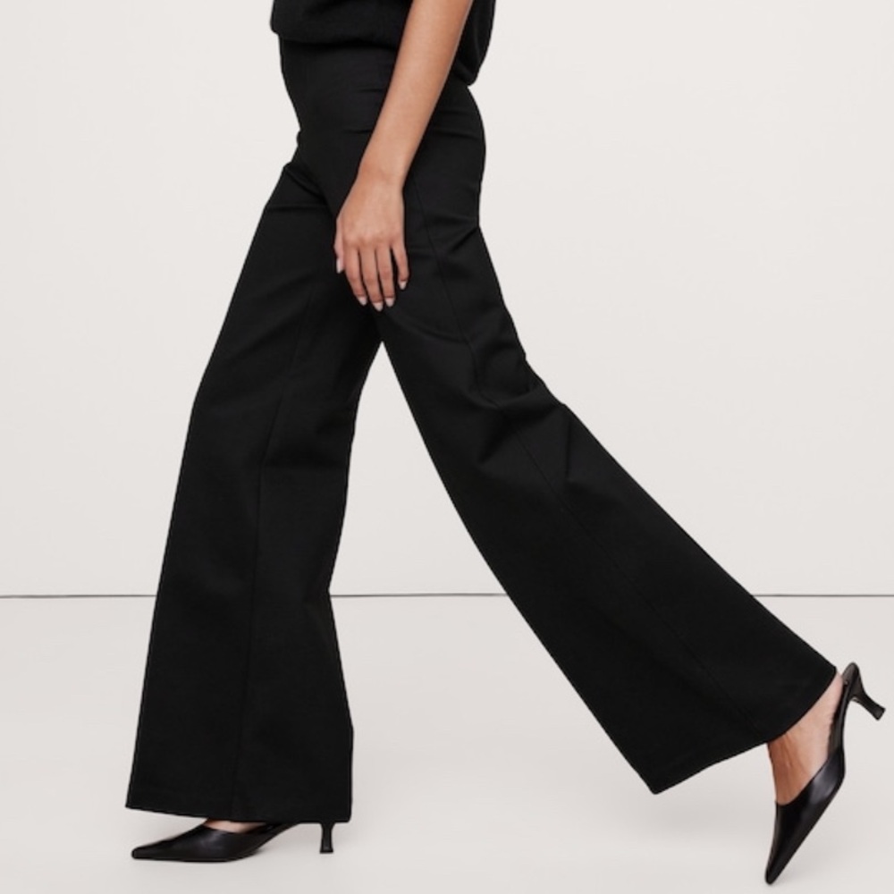 Banana Republic, Medium, Navy Wide Leg Pants - Picture 11 of 13